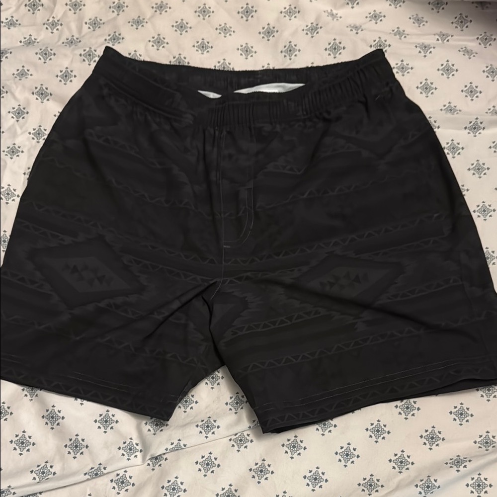 Chubbies Lined 2 in 1 5.5 Inch Inseam Black Shorts